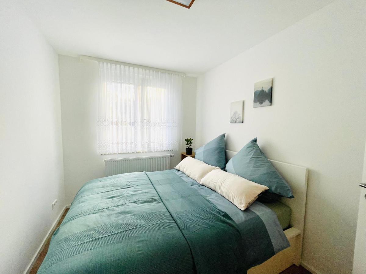 שטוטגרט Frisch Renoviertes Und Charmantes Apartment מראה חיצוני תמונה