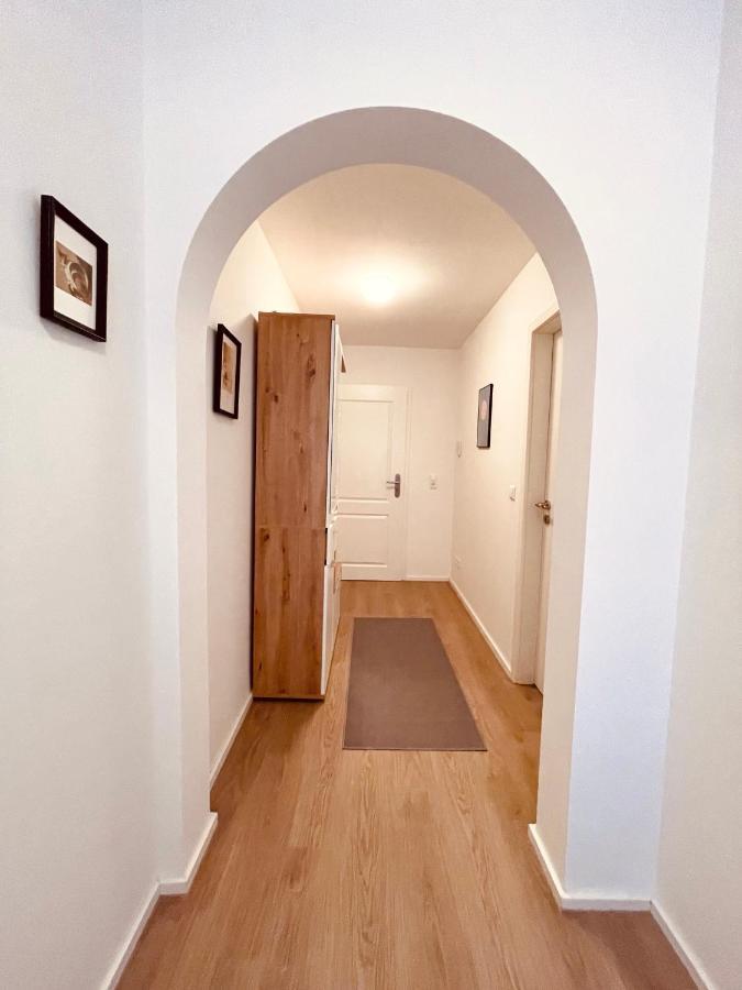 שטוטגרט Frisch Renoviertes Und Charmantes Apartment מראה חיצוני תמונה